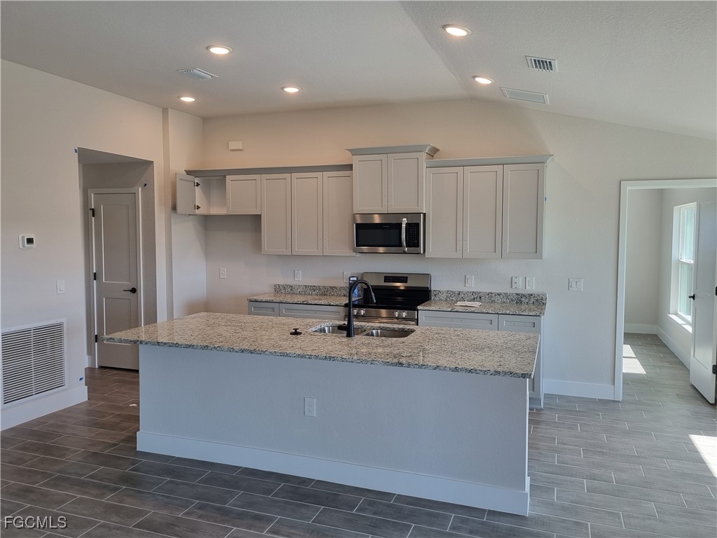 1224 NW 24th Terrace Cape Coral FL 33993 2025021447 image4