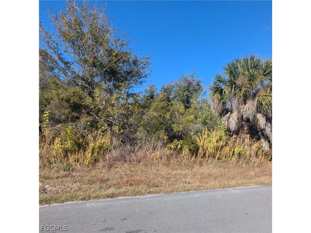 12240 Newgate Avenue Port Charlotte FL 33981 2025019126 image2