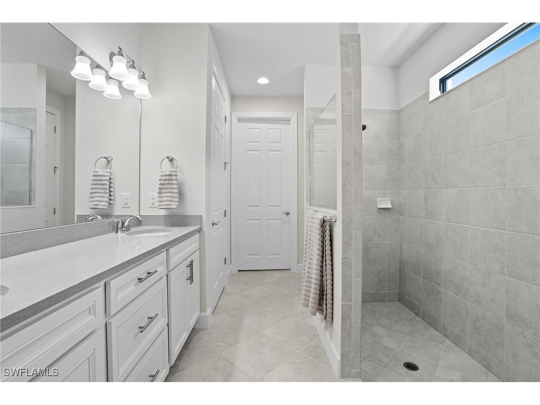 12240 Sussex Street Fort Myers FL 33913 225071125 image17