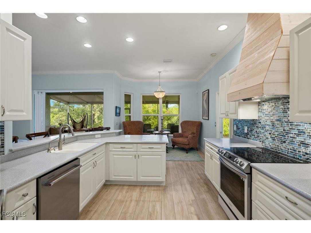 12241 Harry Street Bokeelia FL 33922 2025005570 image10