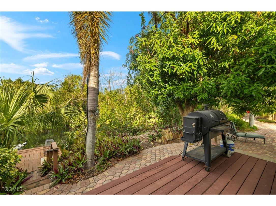 12241 Harry Street Bokeelia FL 33922 2025005570 image27