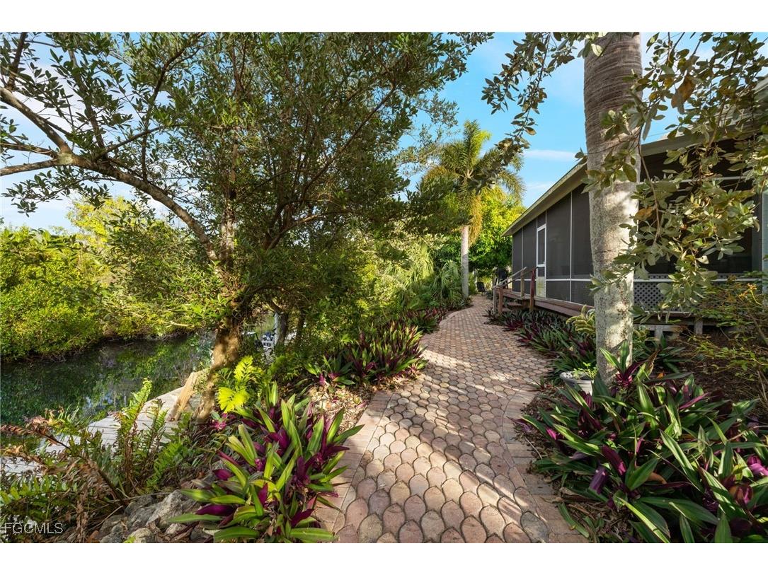 12241 Harry Street Bokeelia FL 33922 2025005570 image30