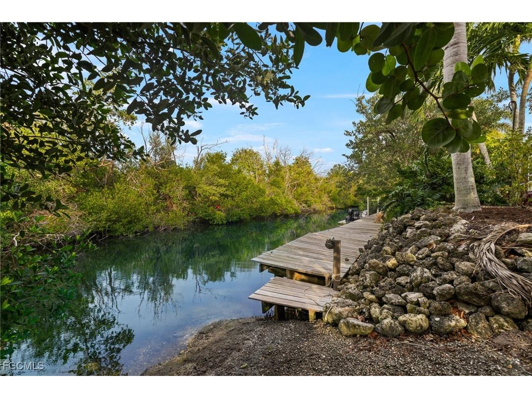 12241 Harry Street Bokeelia FL 33922 2025005570 image32