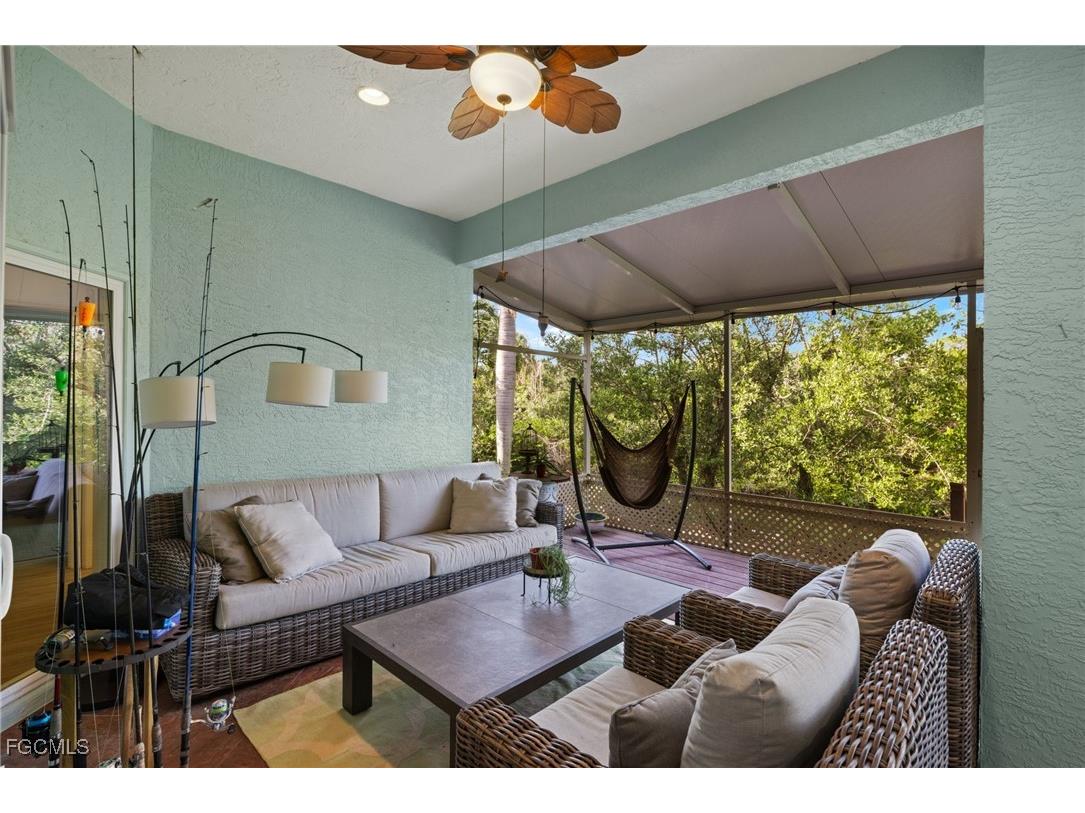 12241 Harry Street Bokeelia FL 33922 2025005570 image5