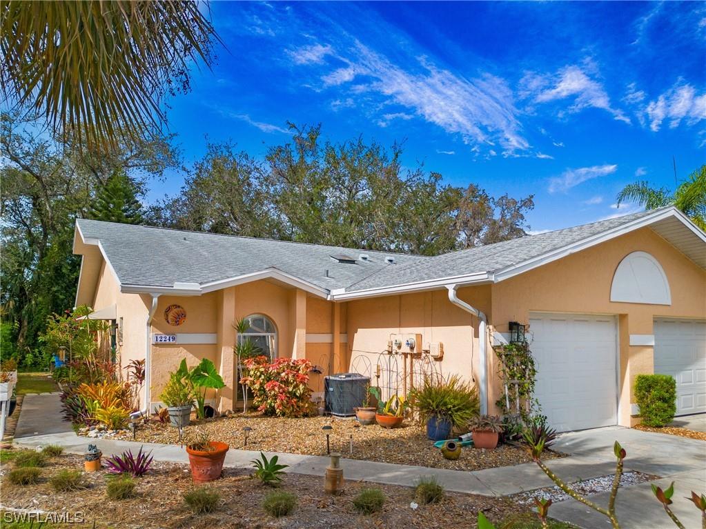 12249 Londonderry Lane Bonita Springs FL 34135 223091089 image1