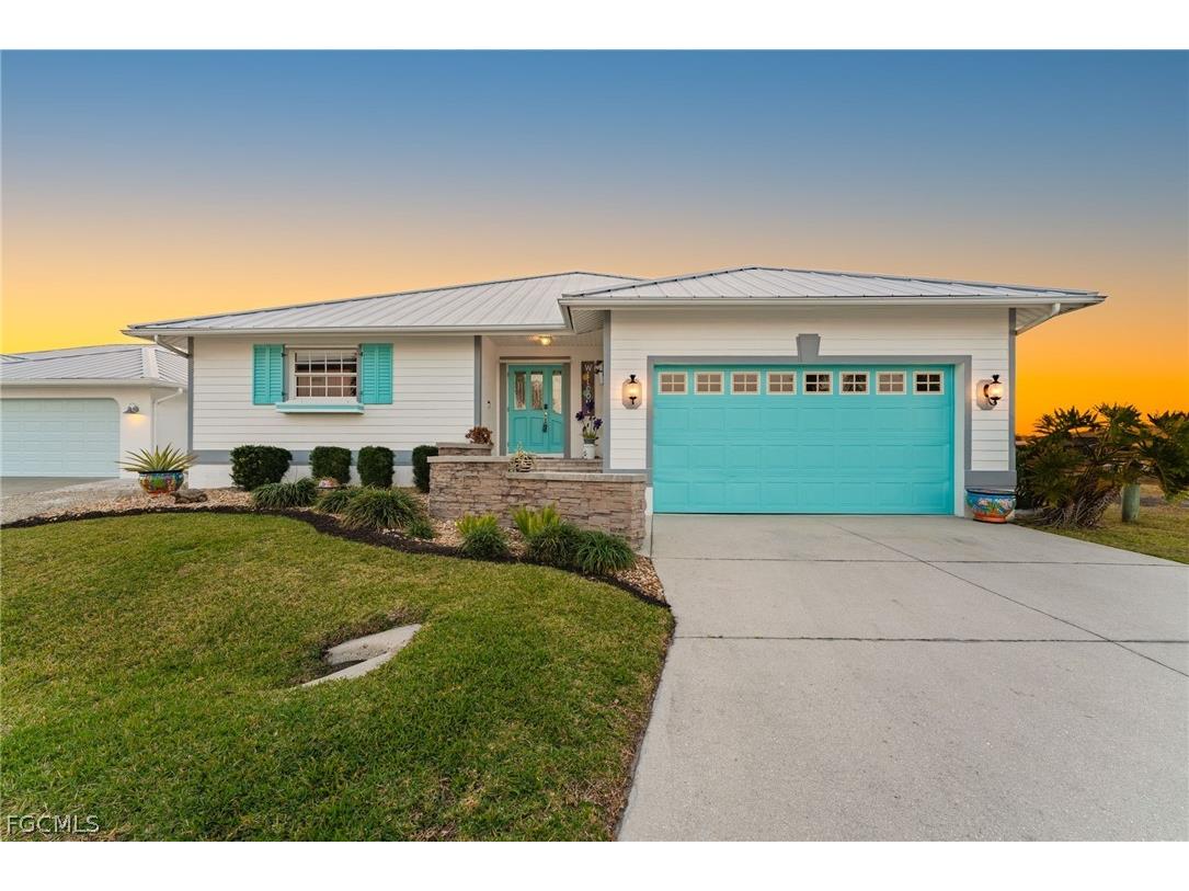 12249 Moon Shell Drive Matlacha Isles FL 33991 2026008755 image1