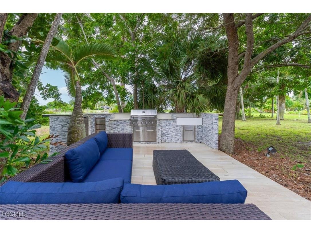 1225 Fruitland Avenue Marco Island FL 34145 2025014567 image29