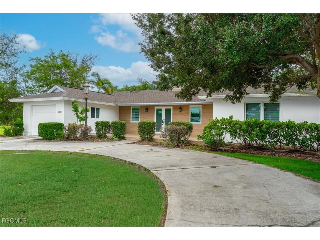 1225 Fruitland Avenue Marco Island FL 34145 2025014567 image3