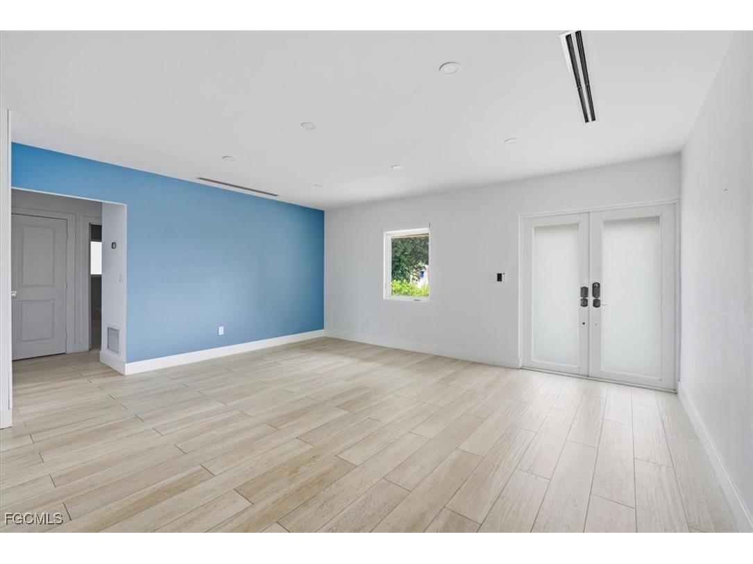 1225 Fruitland Avenue Marco Island FL 34145 2025014567 image9