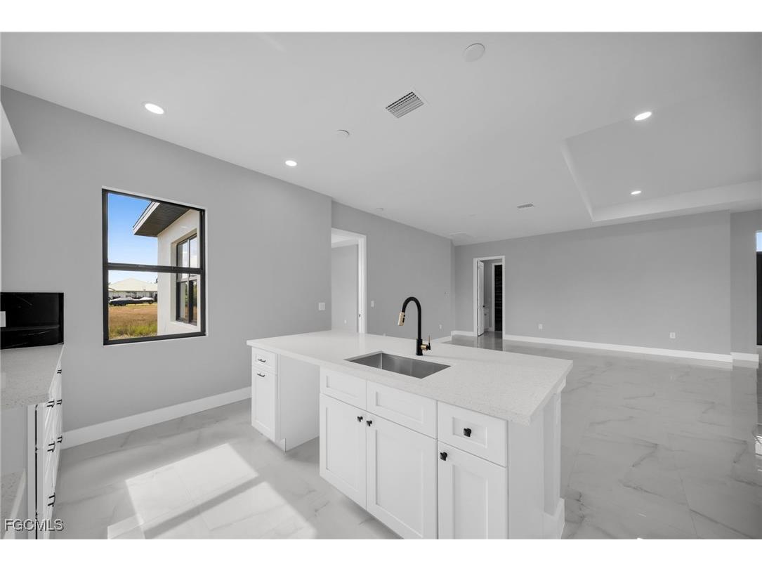 1225 NE 5th Place Cape Coral FL 33909 2025022379 image16