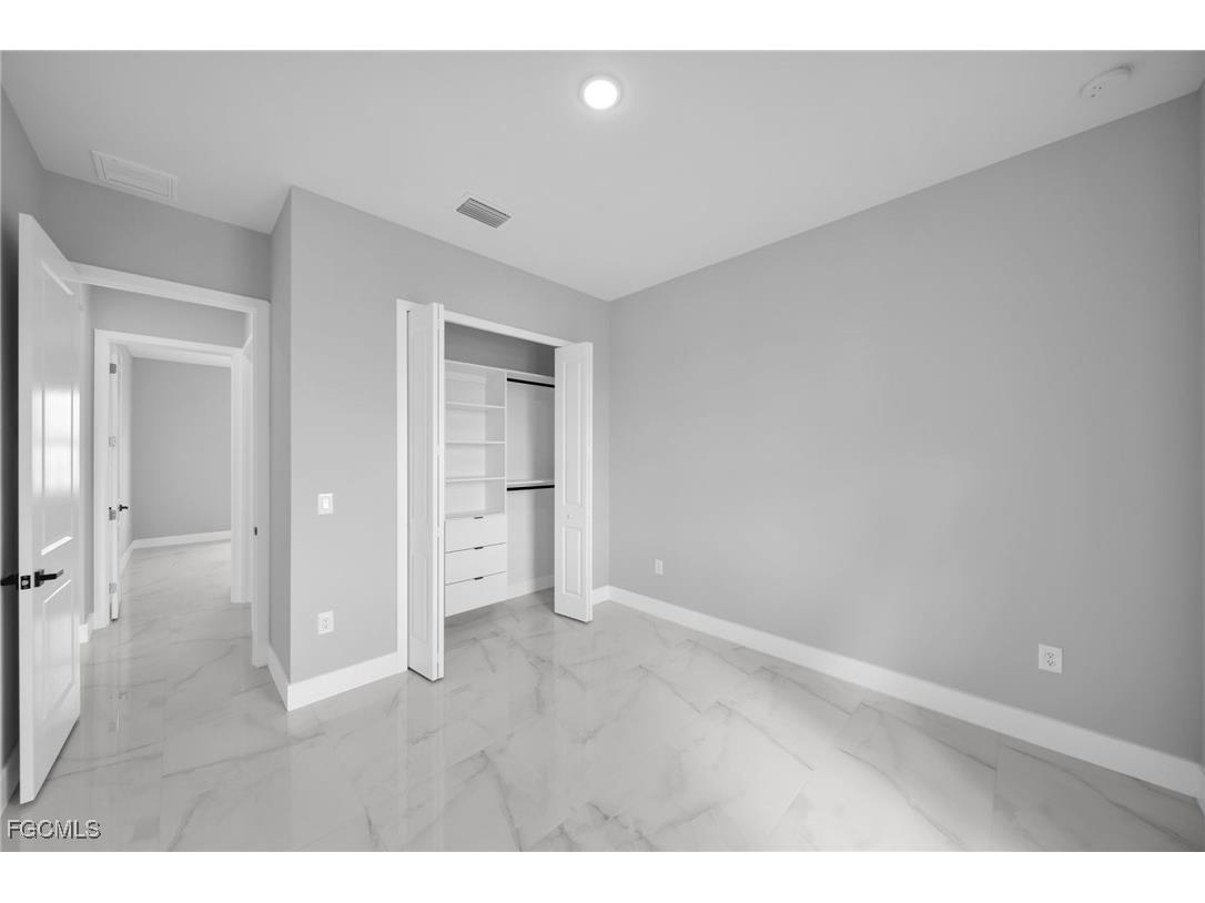 1225 NE 5th Place Cape Coral FL 33909 2025022379 image32