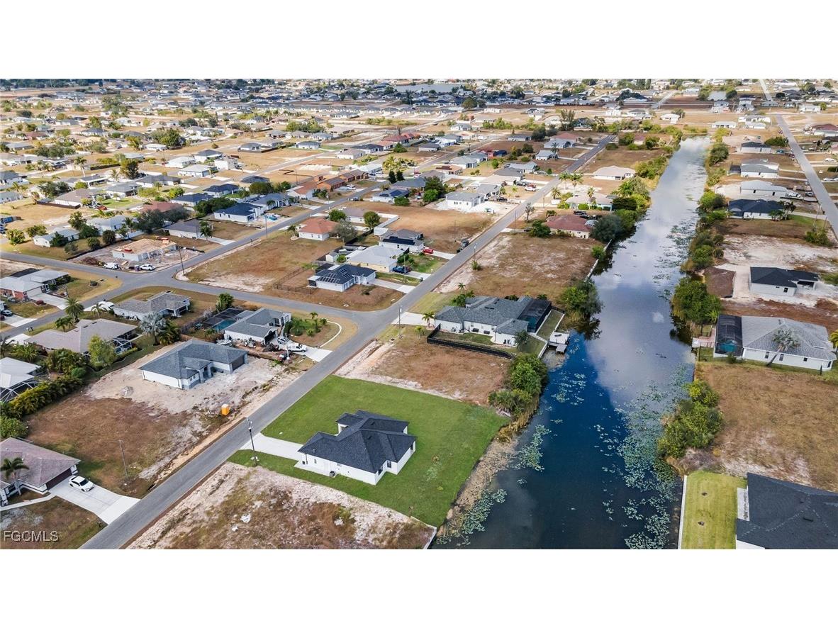 1225 NE 5th Place Cape Coral FL 33909 2025022379 image44