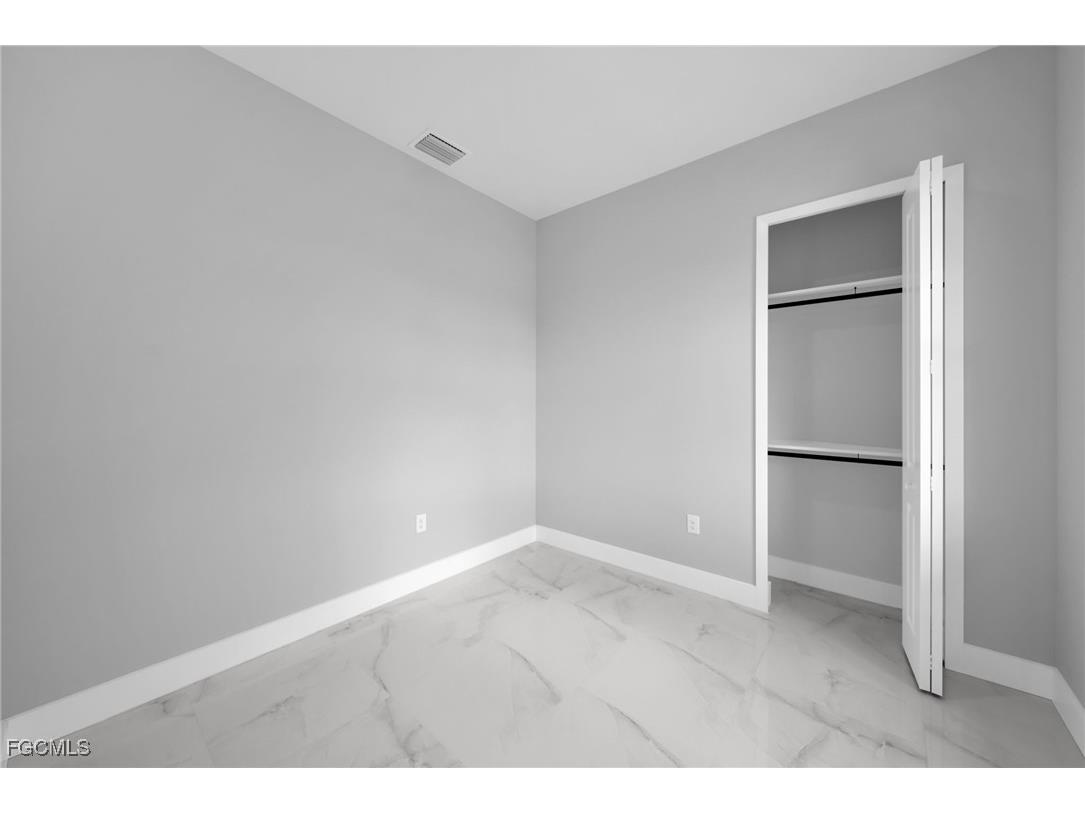 1225 NE 5th Place Cape Coral FL 33909 2025022379 image7