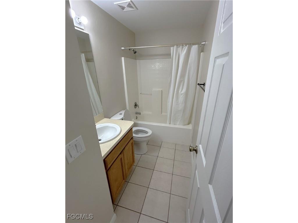 1225 NW 26th Place Cape Coral FL 33993 2025022844 image24