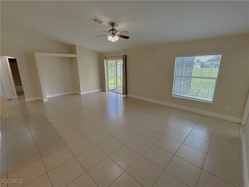 1225 NW 26th Place Cape Coral FL 33993 2025022844 image8