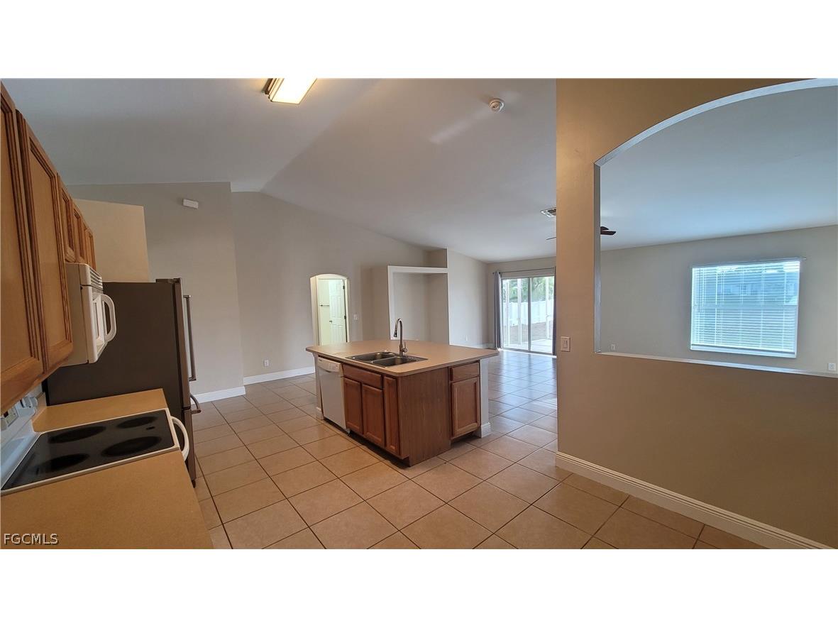 1225 NW 26th Place Cape Coral FL 33993 2026012611 image11