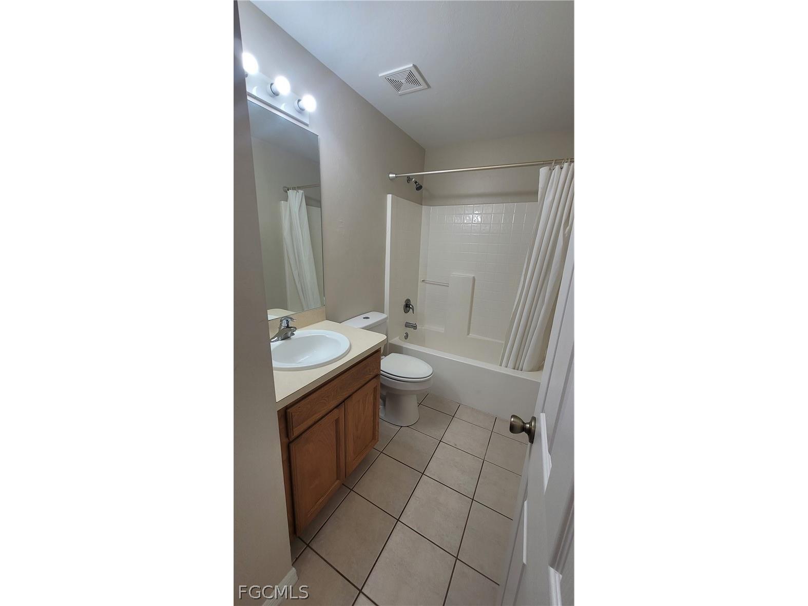 1225 NW 26th Place Cape Coral FL 33993 2026012611 image15