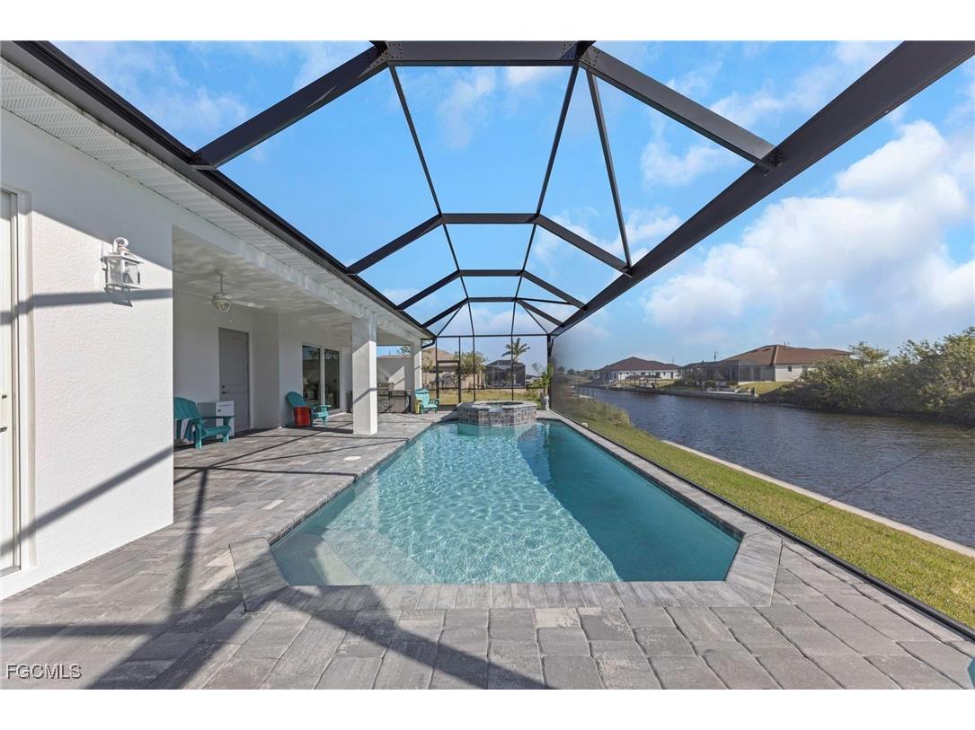 1225 NW 33rd Avenue Cape Coral FL 33993 2025021713 image4