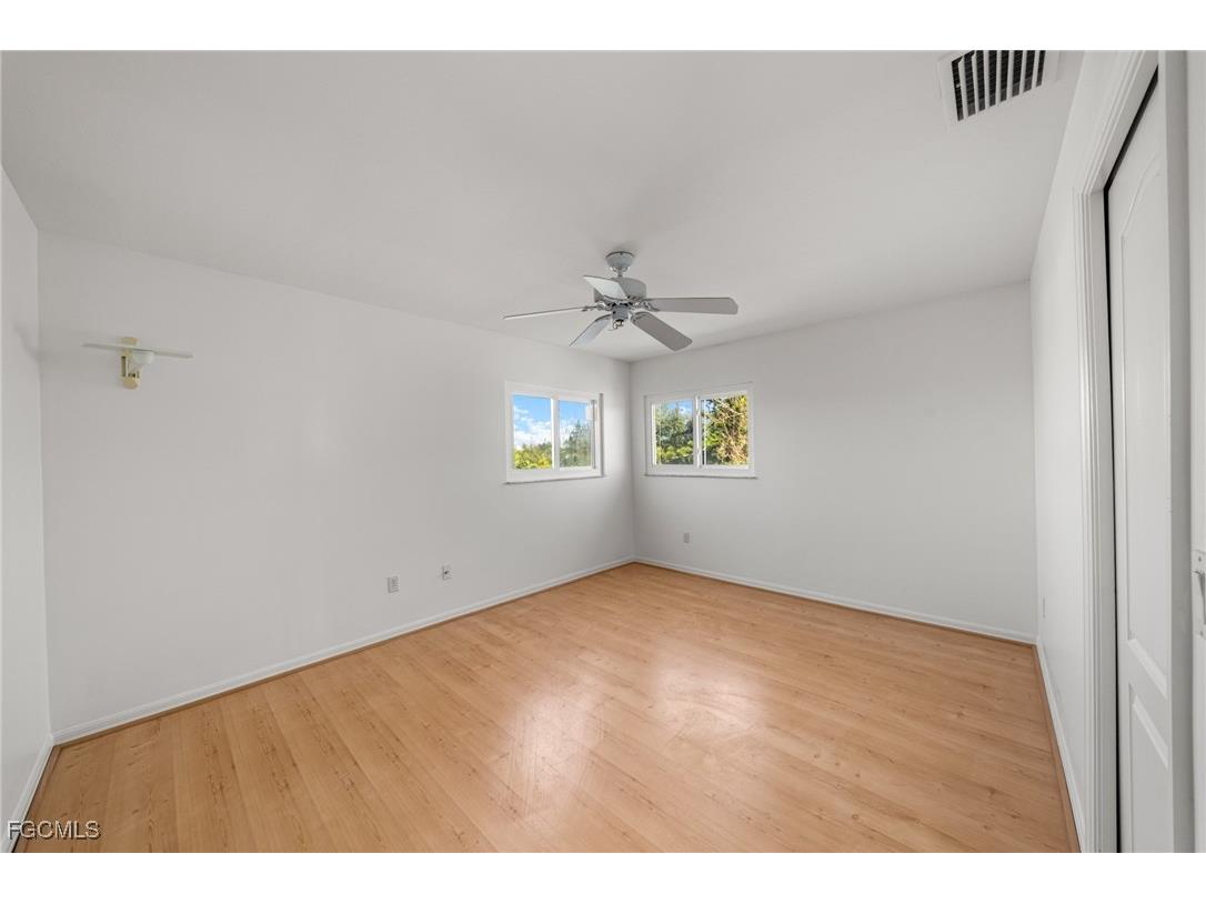 1225 SE 3rd Street Cape Coral FL 33990 2025016790 image32