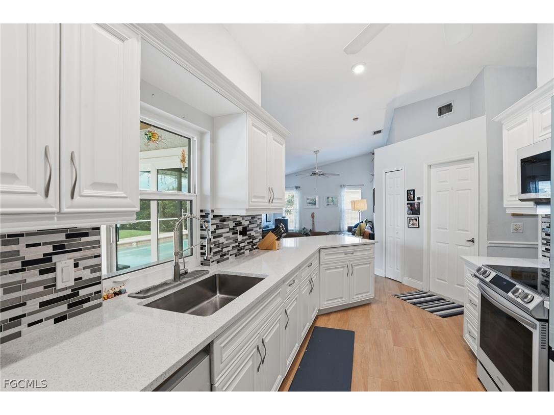 1225 SW 34th Terrace Cape Coral FL 33914 2026011218 image3