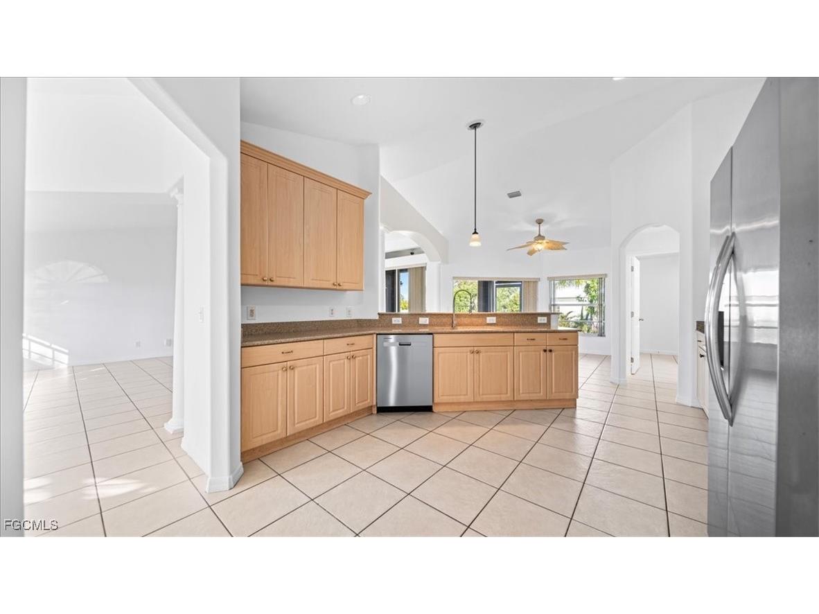 1225 SW 38th Terrace Cape Coral FL 33914 2025022368 image13