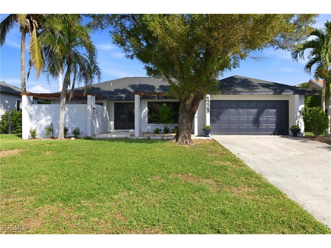1225 SW 52nd Street Cape Coral FL 33914 2025011526 image1
