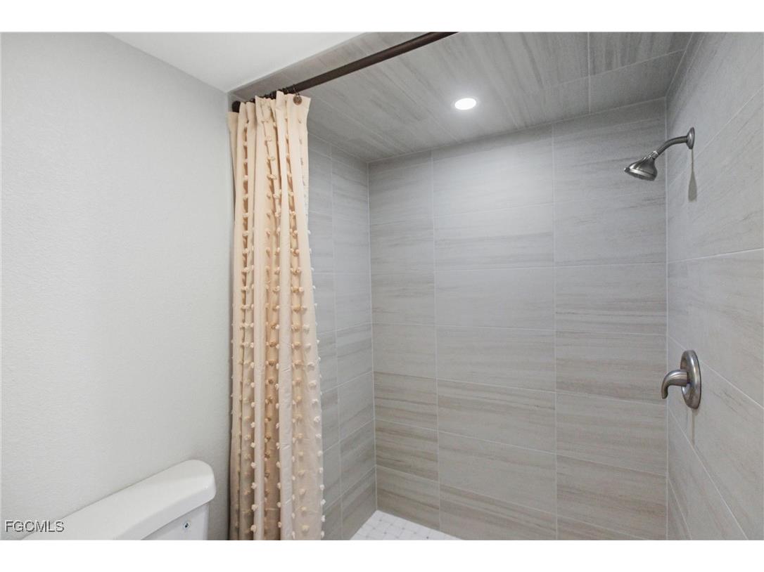 1225 SW 52nd Street Cape Coral FL 33914 2025011526 image28