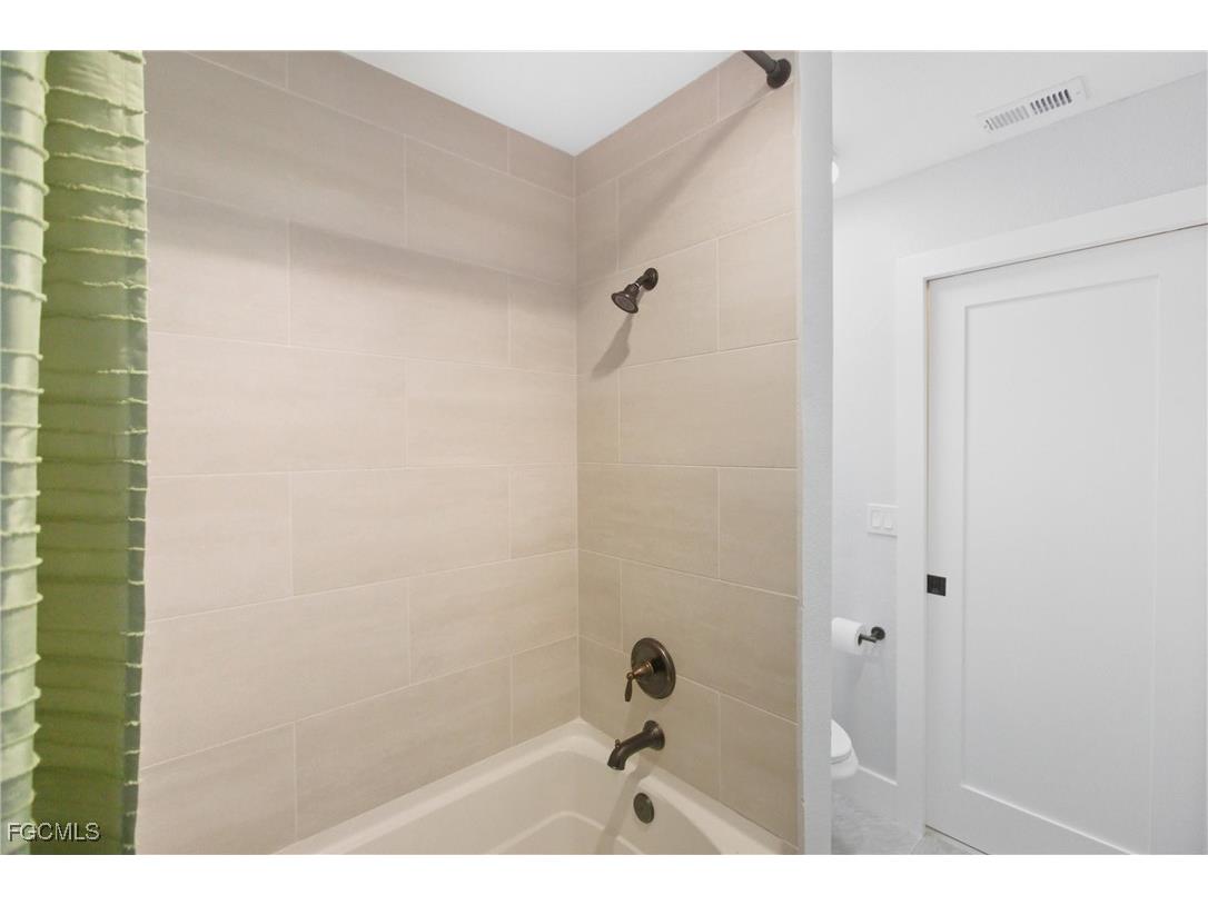 1225 SW 52nd Street Cape Coral FL 33914 2025011526 image33