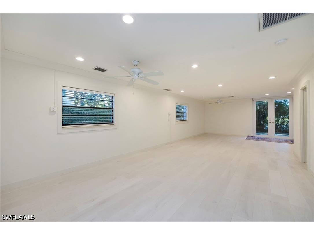 1225 Sandpiper Street Naples FL 34102 226012455 image21