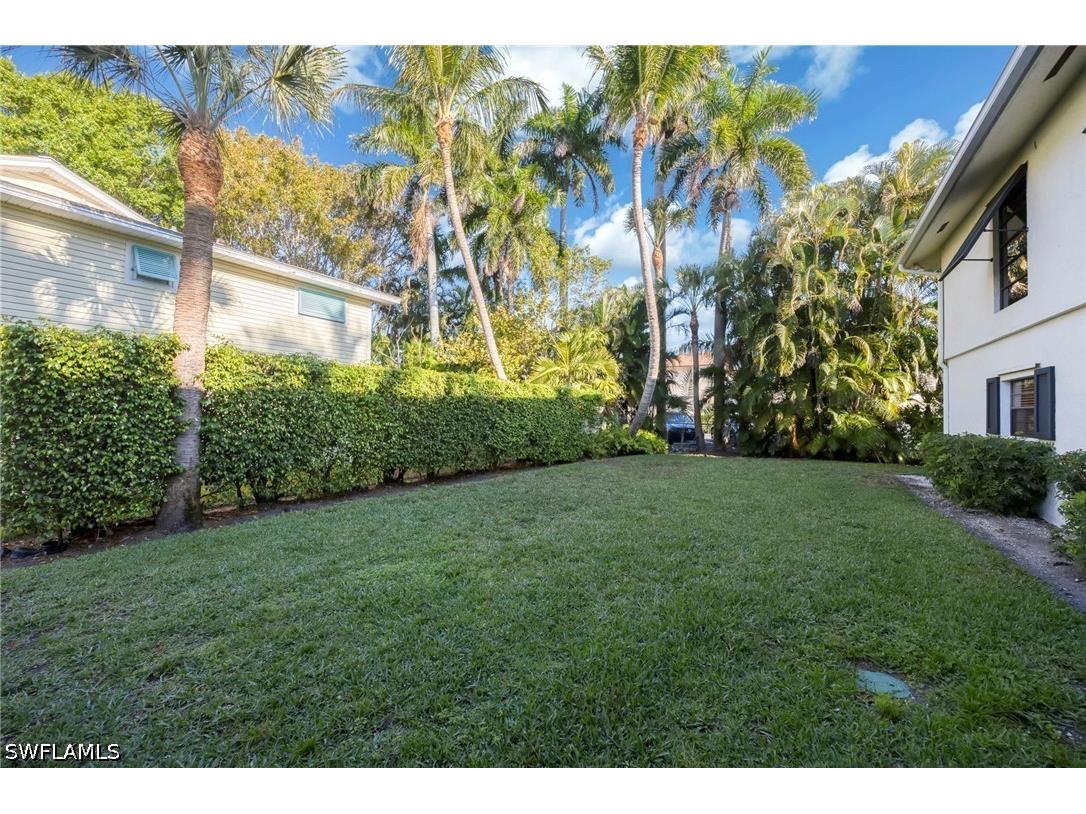 1225 Sandpiper Street Naples FL 34102 226012455 image27