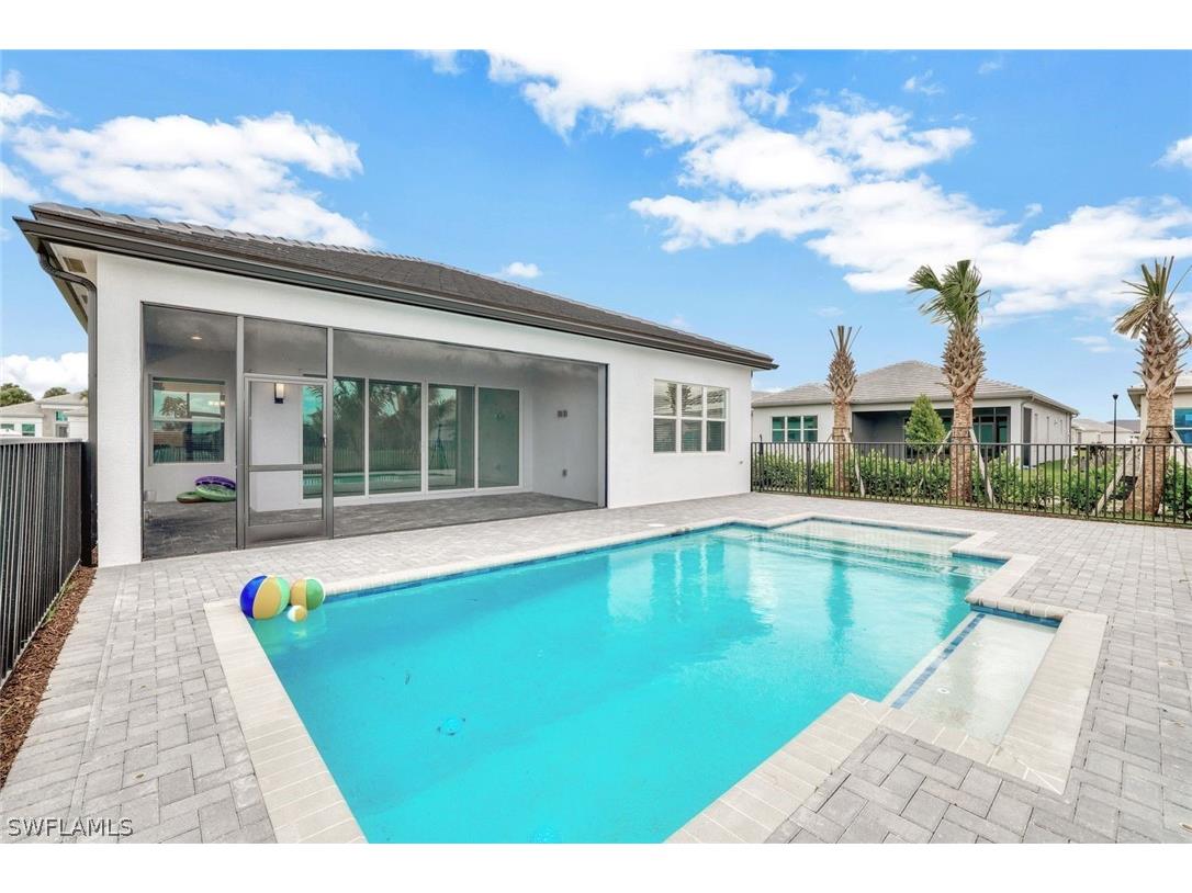 12250 Bonnet Drive Naples FL 34120 223093005 image1