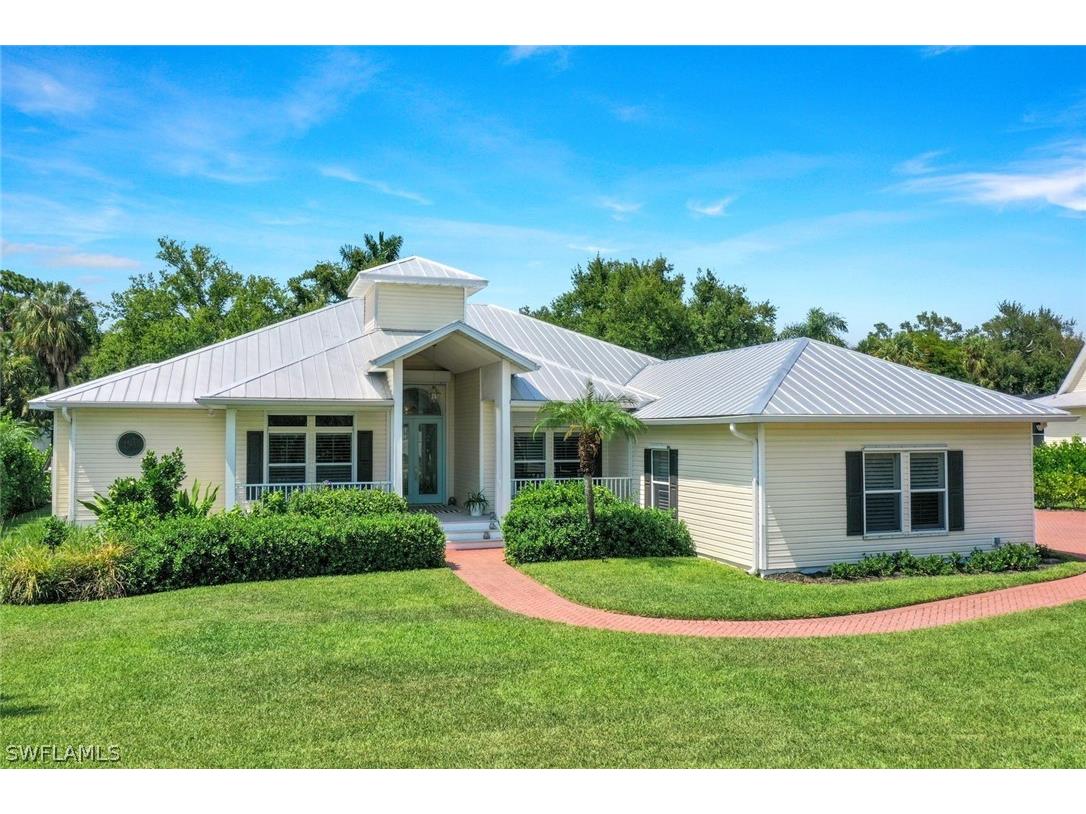 12250 Coconut Creek Court Fort Myers FL 33908 224045827 image1