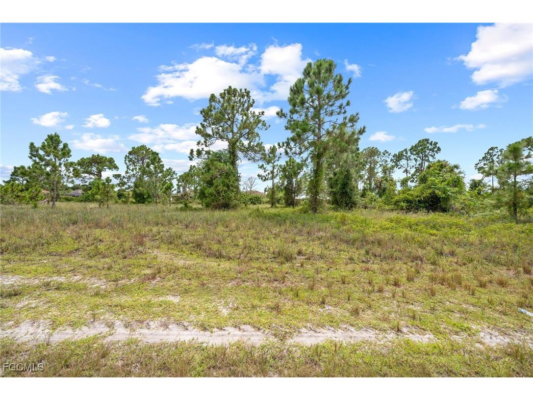 1226 Edelweiss Street E Lehigh Acres FL 33974 2025021119 image11