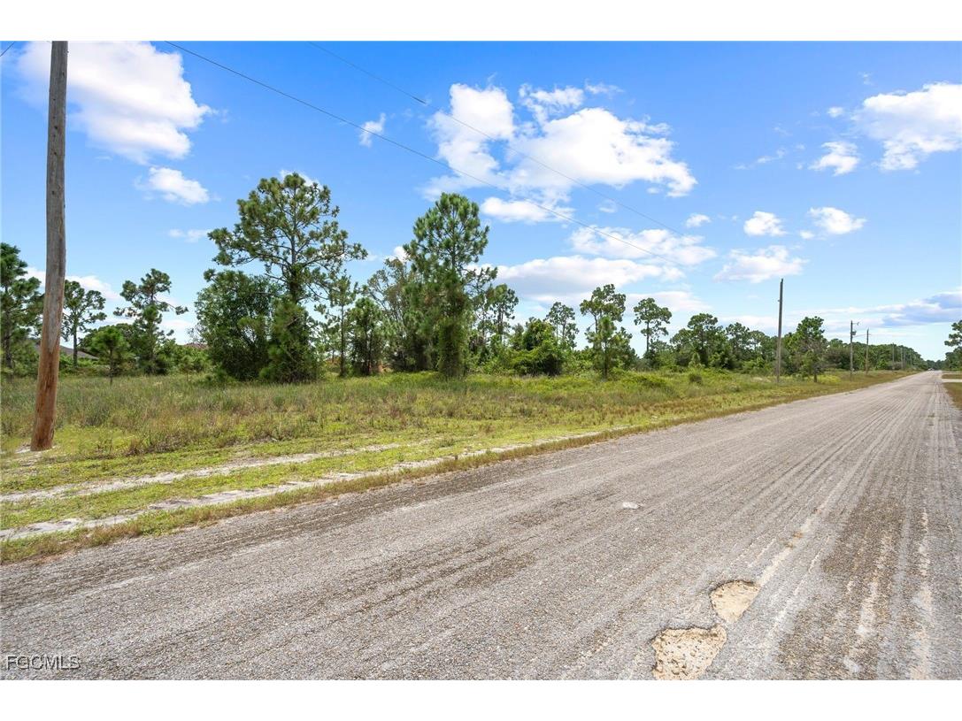 1226 Edelweiss Street E Lehigh Acres FL 33974 2025021119 image12