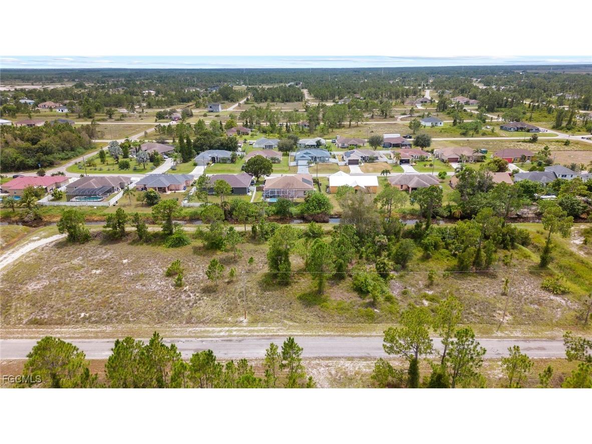 1226 Edelweiss Street E Lehigh Acres FL 33974 2025021119 image3