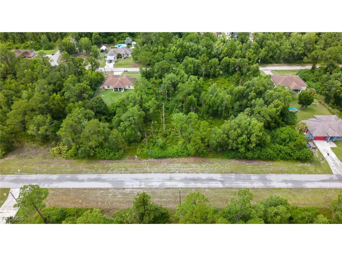 1226 Edelweiss Street E Lehigh Acres FL 33974 2025021119 image8