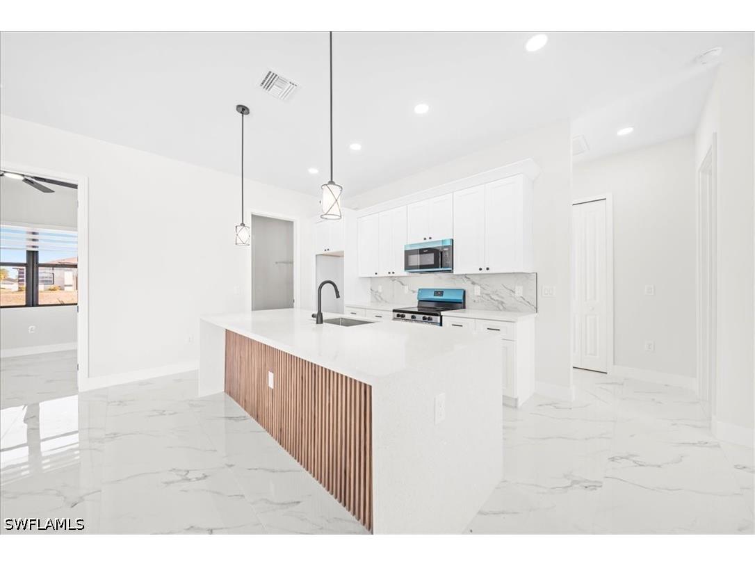 1226 NE 5th Place Cape Coral FL 33909 226011474 image10