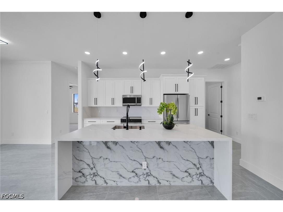 1226 NE Juanita Place Cape Coral FL 33909 2026021837 image9