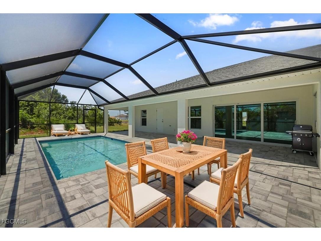 1226 NW 19th Terrace Cape Coral FL 33993 2025004373 image1