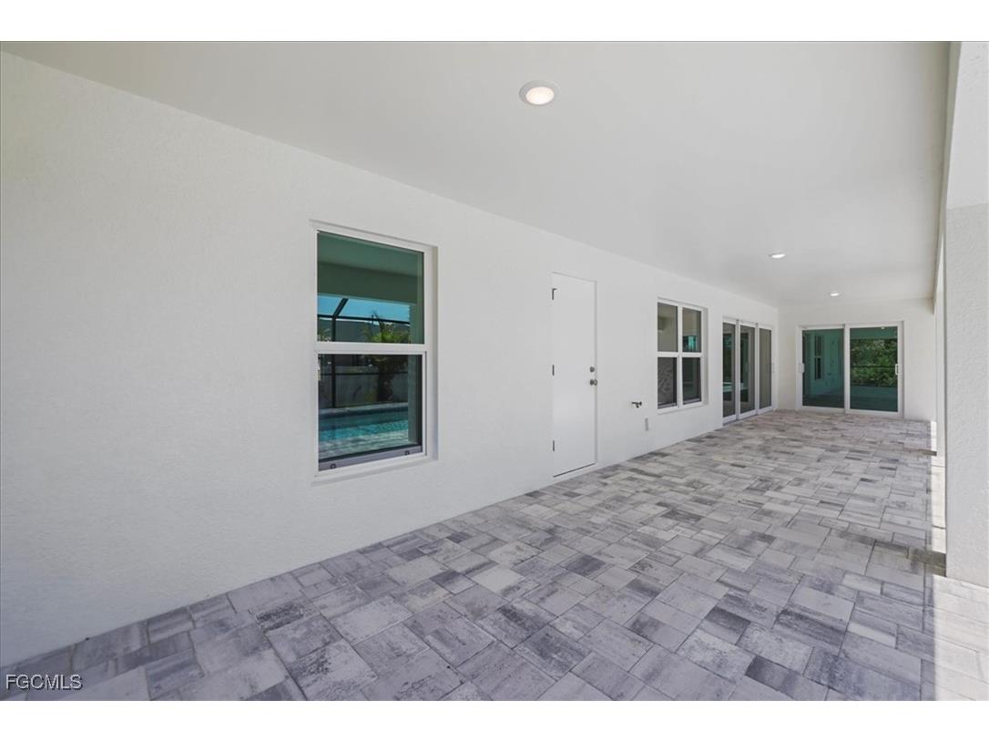 1226 NW 19th Terrace Cape Coral FL 33993 2025004373 image35