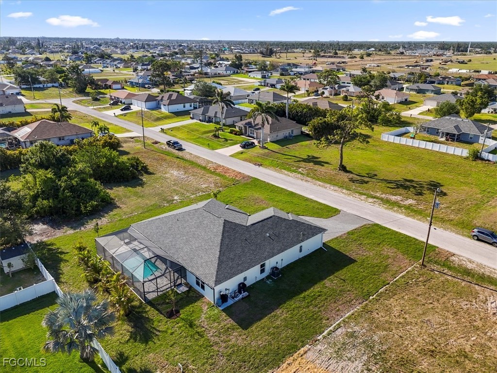 1226 NW 19th Terrace Cape Coral FL 33993 2025004373 image40