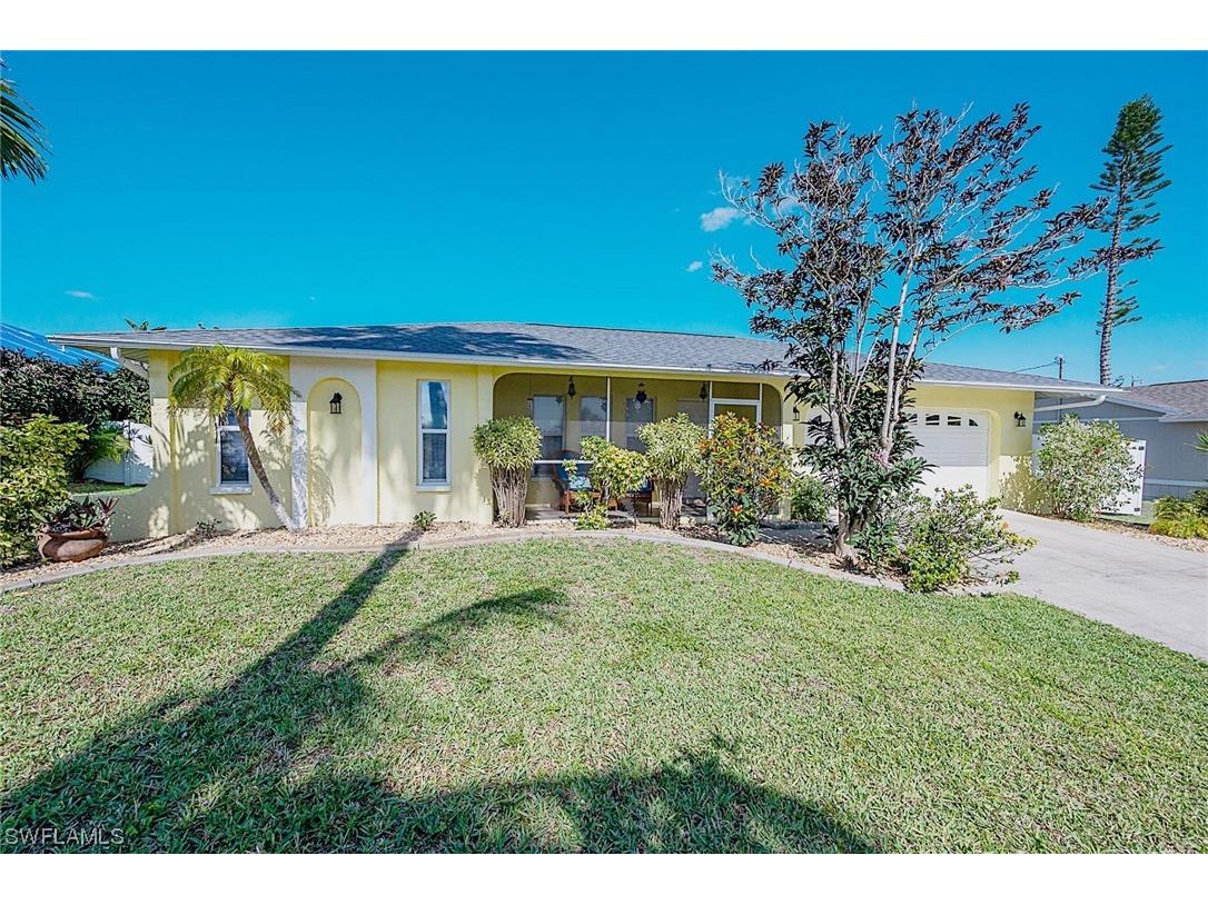 1226 SE 3rd Avenue Cape Coral FL 33990 223035737 image1