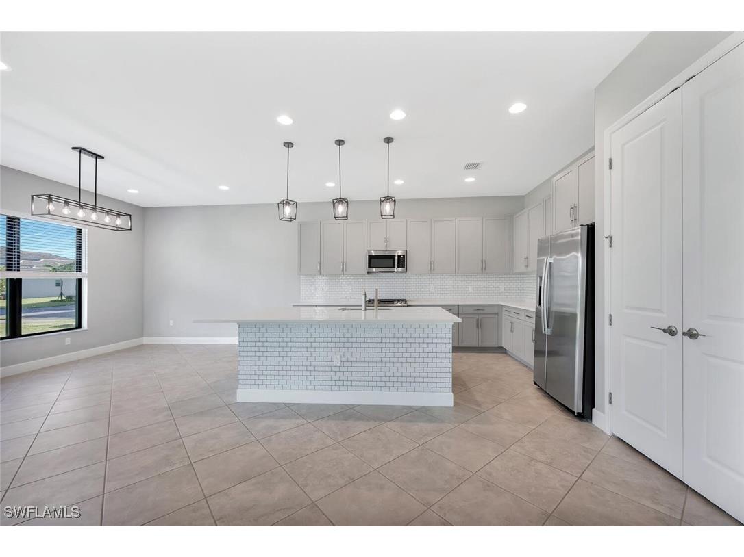 12260 Red Pine Place Estero FL 33928 225067749 image9