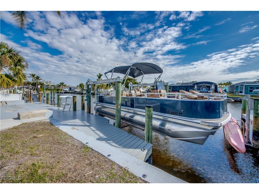 12262 Boat Shell Drive Matlacha Isles FL 33991 2025000013 image38
