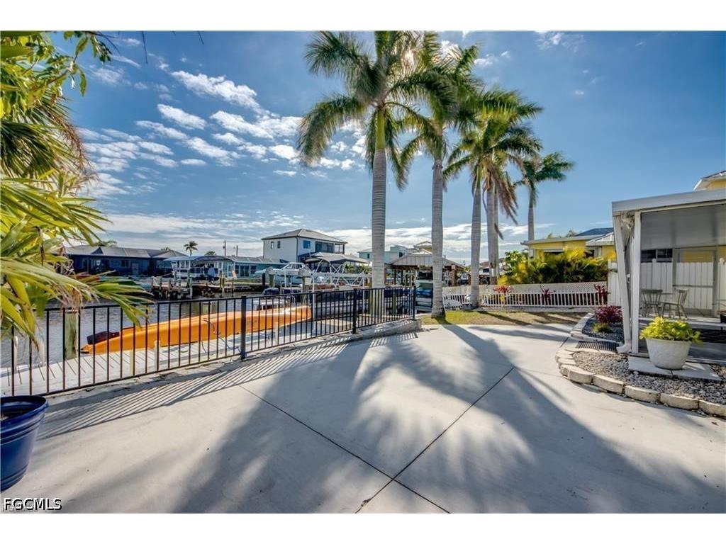 12262 Boat Shell Drive Matlacha Isles FL 33991 2026018003 image40