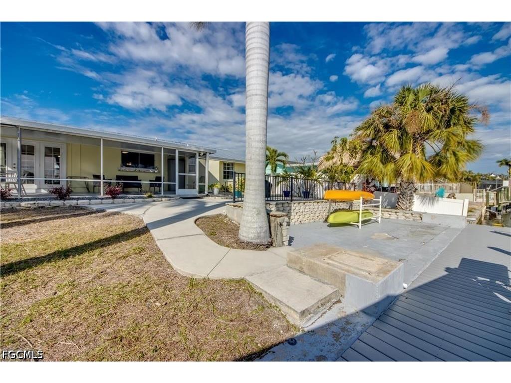 12262 Boat Shell Drive Matlacha Isles FL 33991 2026018003 image44