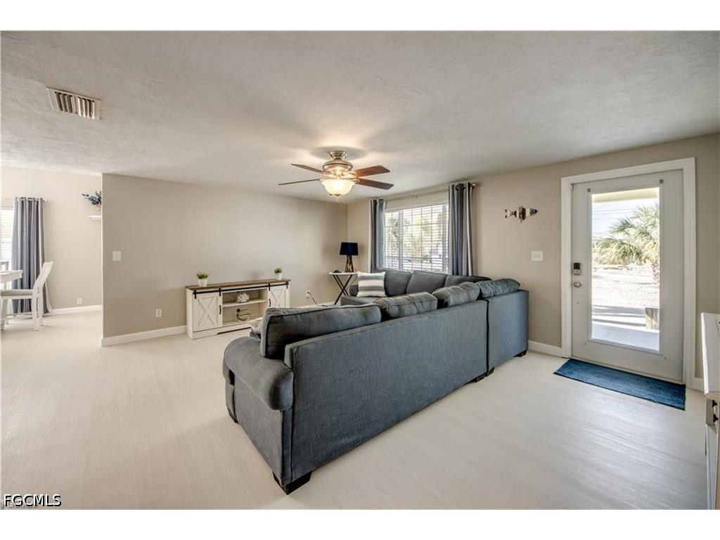 12262 Boat Shell Drive Matlacha Isles FL 33991 2026018003 image9