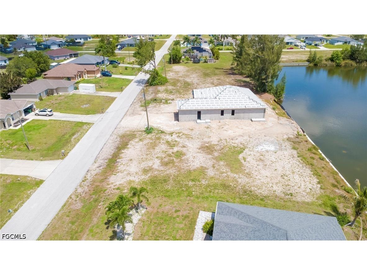 1227 NW 20th Place Cape Coral FL 33993 2026022785 image3