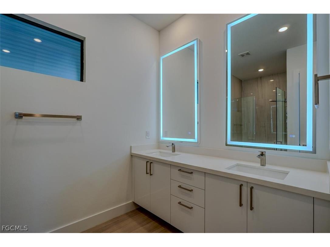 1227 NW 40th Place Cape Coral FL 33993 2026011311 image26
