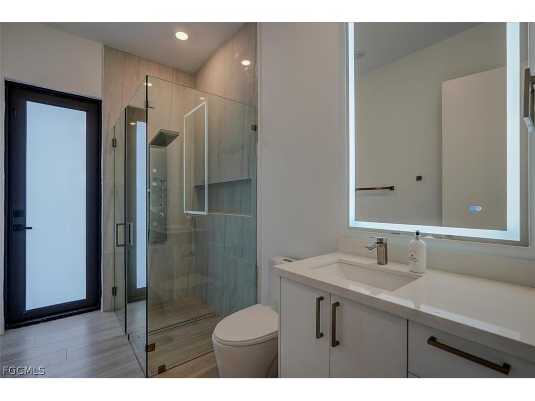1227 NW 40th Place Cape Coral FL 33993 2026011311 image28